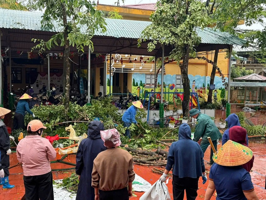 Tuyên Quang: Mưa đá, dông lốc liên tiếp, cảnh báo nguy cơ thời tiết cực đoan ảnh hưởng đời sống người dân