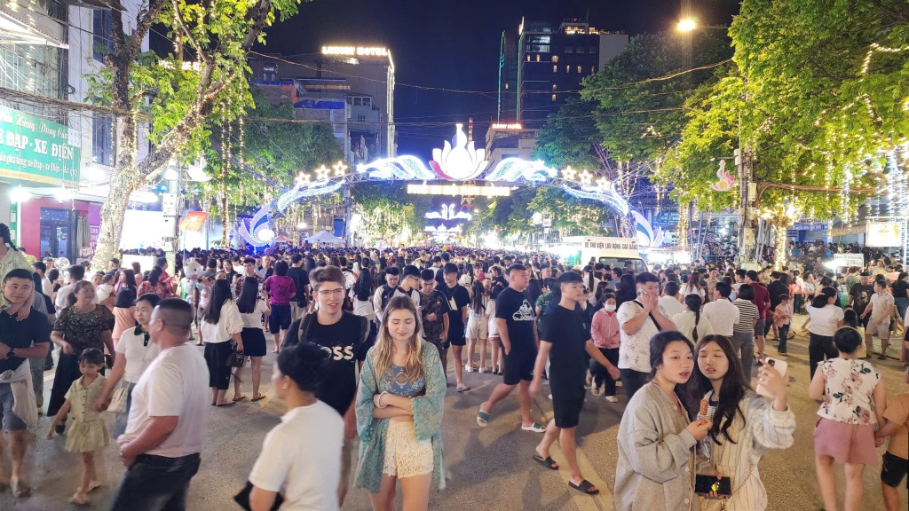 Du lịch Cao Bằng chuyển mình: Từ số lượng sang chất lượng