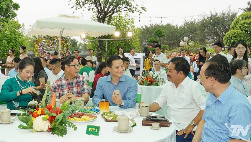 Thái Nguyên: Liên kết nông nghiệp sinh thái với ngành du lịch Thái Nguyên: Liên kết nông nghiệp sinh thái với ngành du lịch