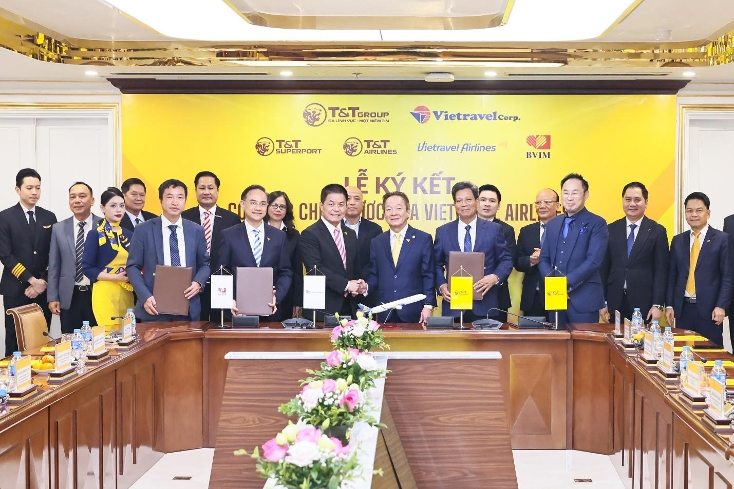 Sau bất động sản và năng lượng, T&T Group của Bầu Hiển đang tăng tốc trên đường đua logistics Sau bất động sản và năng lượng, T&T Group của Bầu Hiển đang tăng tốc trên đường đua logistics