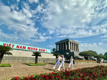 Hồ Chí Minh – Ngọn đuốc soi đường trong kỷ nguyên vươn mình của dân tộc