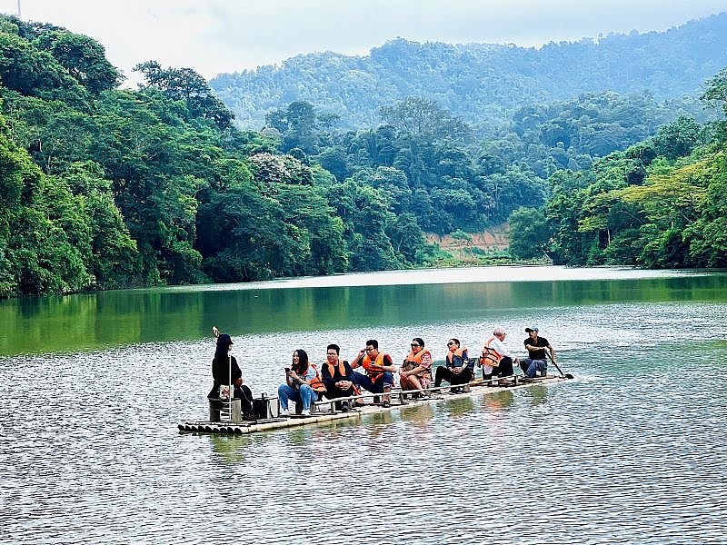 Tháng Năm về Tân Trào nhớ Bác Tháng Năm về Tân Trào nhớ Bác