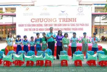Hơn 300 trẻ em khó khăn ở Cần Thơ được khám, tầm soát tim bẩm sinh