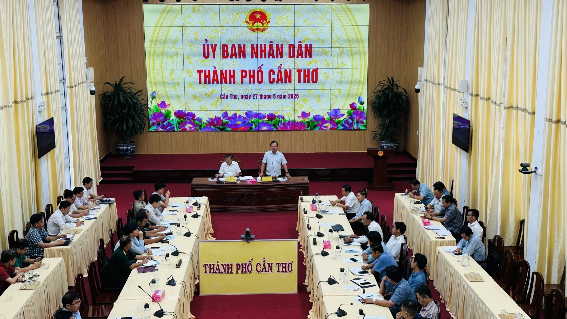 Cần Thơ quyết tâm giữ tiến độ cao tốc Châu Đốc - Cần Thơ - Sóc Trăng Cần Thơ quyết tâm giữ tiến độ cao tốc Châu Đốc - Cần Thơ - Sóc Trăng