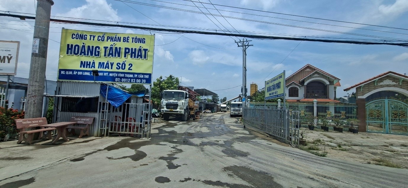 Người dân lo ngại ô nhiễm quanh trạm trộn bê tông ở Cần Thơ Người dân lo ngại ô nhiễm quanh trạm trộn bê tông ở Cần Thơ