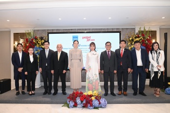 Madam Pang và Tiến sĩ Nguyễn Thị Phương Thảo đồng hành vì bóng đá và tình hữu nghị Việt Nam – Thái Lan