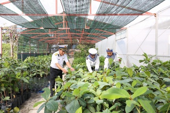 Những ‘cột mốc xanh’ ở Trường Sa