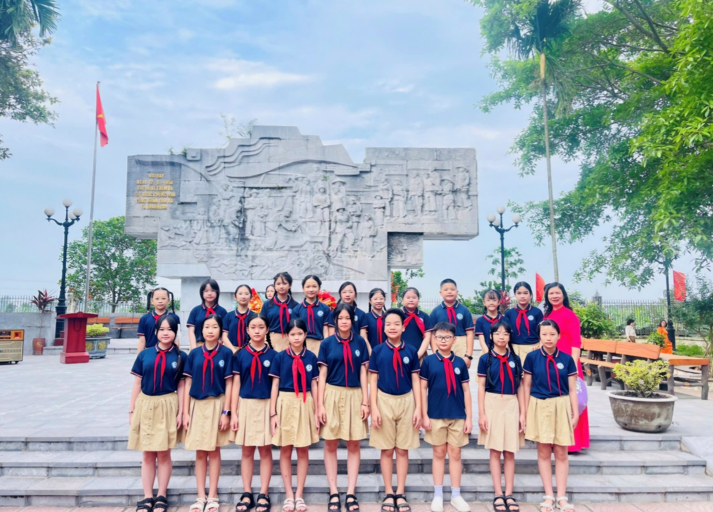 Trường Tiểu học Đỗ Ngọc Du: 70 năm khơi nguồn tri thức, kiến tạo ngôi trường hạnh phúc Trường Tiểu học Đỗ Ngọc Du: 70 năm khơi nguồn tri thức, kiến tạo ngôi trường hạnh phúc