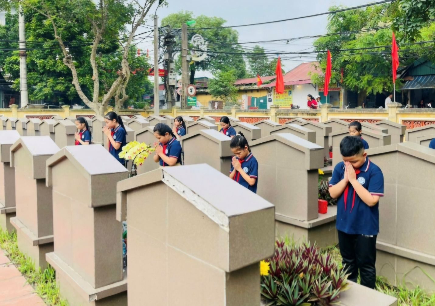 Trường Tiểu học Đỗ Ngọc Du: 70 năm khơi nguồn tri thức, kiến tạo ngôi trường hạnh phúc Trường Tiểu học Đỗ Ngọc Du: 70 năm khơi nguồn tri thức, kiến tạo ngôi trường hạnh phúc