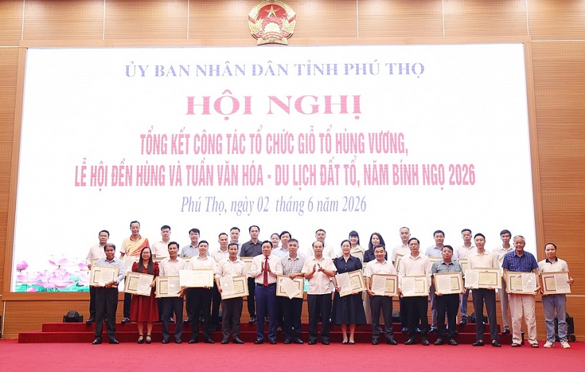 Tạp chí Sức khỏe và Môi trường được khen thưởng vì thành tích tuyên truyền Giỗ Tổ Hùng Vương Tạp chí Sức khỏe và Môi trường được khen thưởng vì thành tích tuyên truyền Giỗ Tổ Hùng Vương