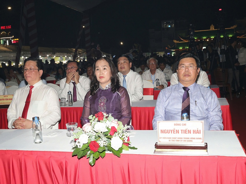Khai hội Vía Bà Chúa Xứ Núi Sam năm 2026
