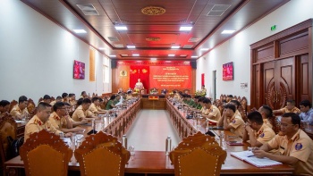 Công an Đắk Lắk ra quân cao điểm bảo đảm an toàn giao thông cho học sinh dịp hè 2026