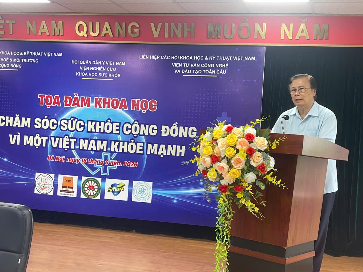 PGS.TS Trần Quốc Toản - nguyên Phó chủ nhiệm Văn phòng Chính phủ đưa ra nhận thức mới về sức khoẻ cộng đồng