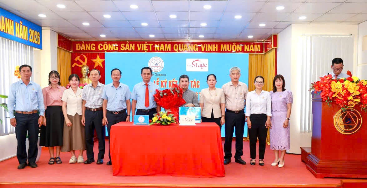 Yến sào Khánh Hoà ký kết hợp tác chiến lược với The Stage Việt Nam Yến sào Khánh Hoà ký kết hợp tác chiến lược với The Stage Việt Nam