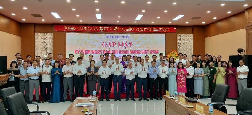 Phú Thọ: Lãnh đạo tỉnh gặp mặt các cơ quan báo chí nhân dịp kỉ niệm 101 năm ngày báo chí cách mạng Việt Nam
