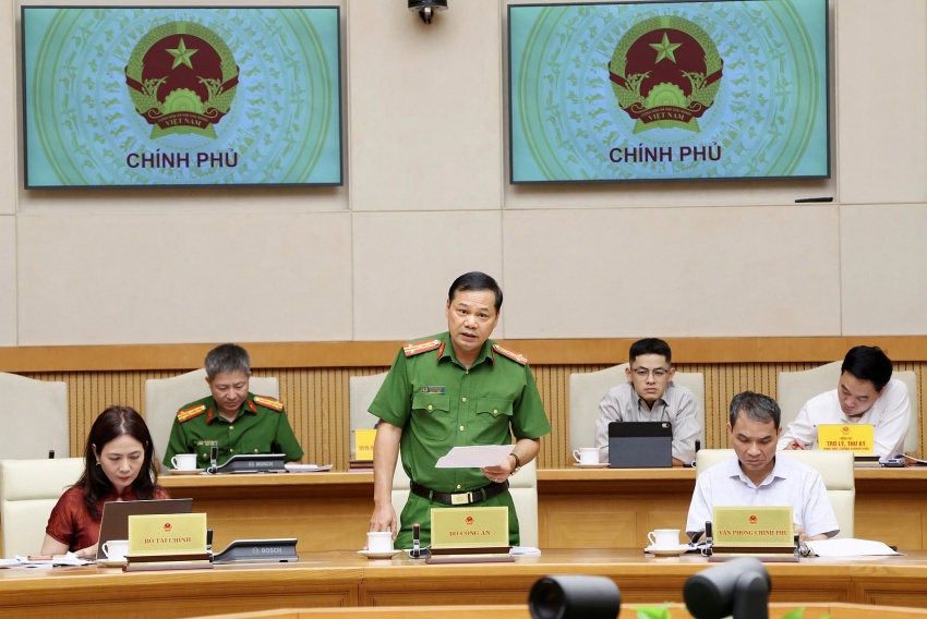 Hoàn thiện hành lang pháp lý về môi trường phục vụ phát triển bền vững Hoàn thiện hành lang pháp lý về môi trường phục vụ phát triển bền vững