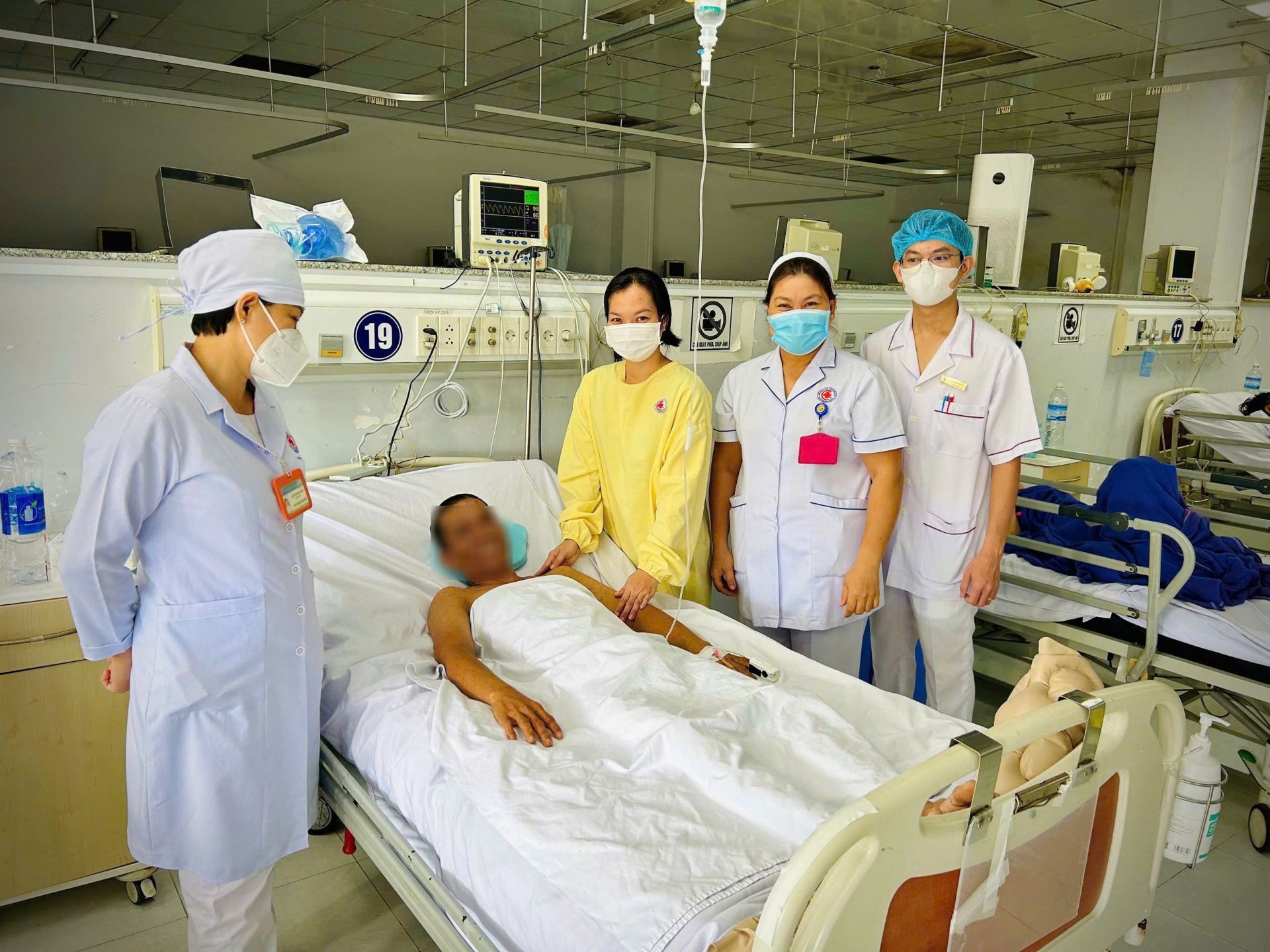 Bệnh viện Đa khoa Cần Thơ điều trị thành công ca thủy đậu biến chứng nặng Bệnh viện Đa khoa Cần Thơ điều trị thành công ca thủy đậu biến chứng nặng