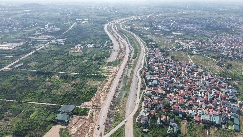 Từ Vành đai 4 đến sân bay Quảng Trị: Cách T&T Group của Bầu Hiển đi đường dài với các đại dự án PPP