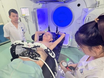 Phú Thọ: Bệnh viện Đa khoa tỉnh điều trị thành công bằng kỹ thuật xạ trị định vị thân (SBRT) cho bệnh nhân