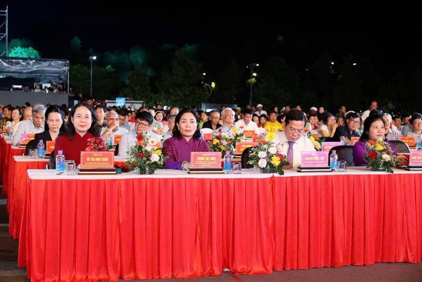 “Bảo tồn, phát huy bản sắc văn hóa dân tộc Chăm trong kỷ nguyên mới”