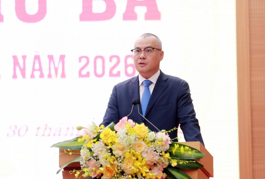 Đồng chí Phạm Đại Dương, Ủy viên Ban Chấp hành Trung ương Đảng, Bí thư Tỉnh ủy, Trưởng Đoàn Đại biểu Quốc hội tỉnh phát biểu chỉ đạo định hướng nhiệm vụ chiến lược tại kỳ họp. Đồng chí Phạm Đại Dương, Ủy viên Ban Chấp hành Trung ương Đảng, Bí thư Tỉnh ủy, Trưởng Đoàn Đại biểu Quốc hội tỉnh phát biểu chỉ đạo định hướng nhiệm vụ chiến lược tại kỳ họp.
