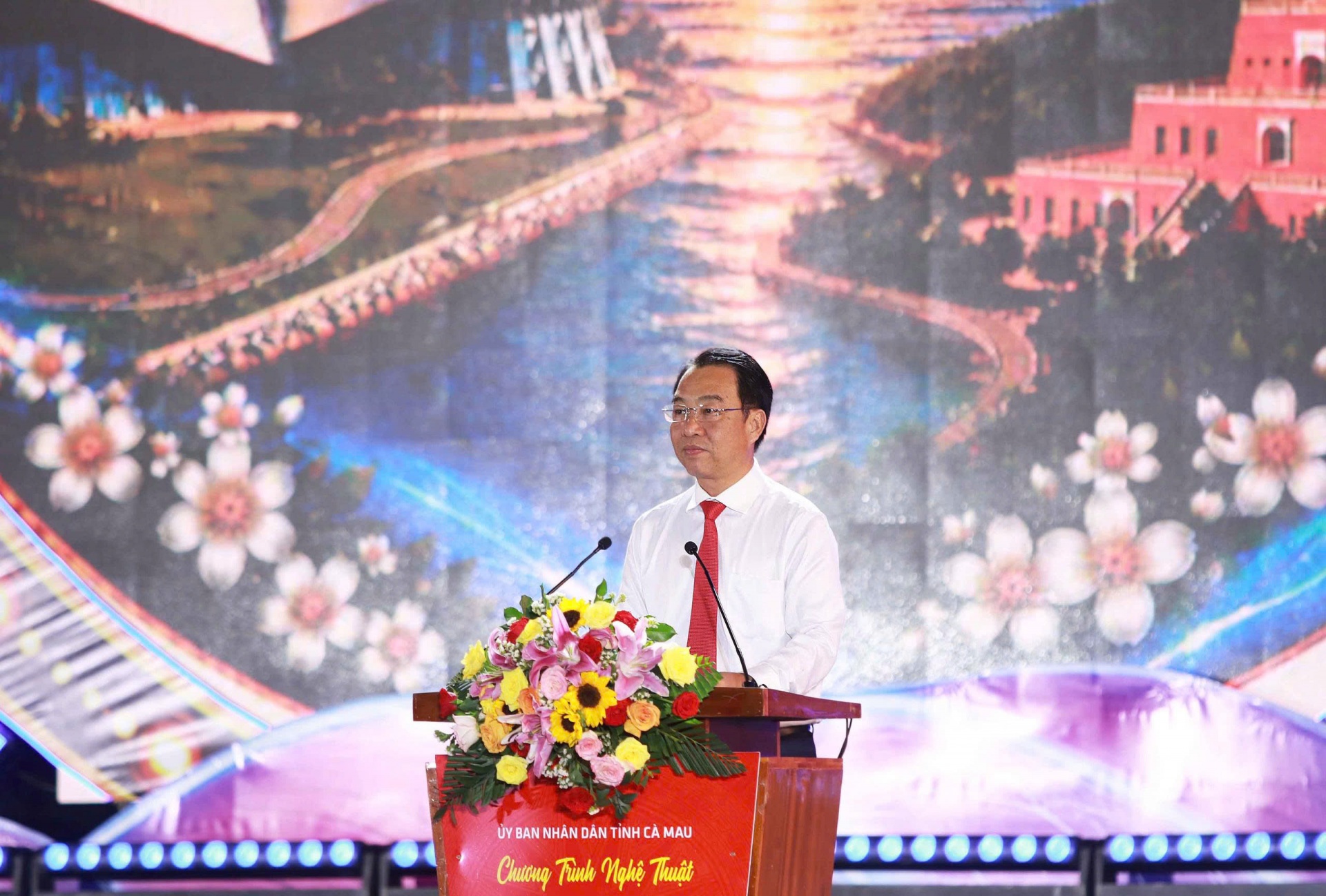 Công bố logo mới và chương trình kỷ niệm 1 năm hợp nhất tỉnh Cà Mau