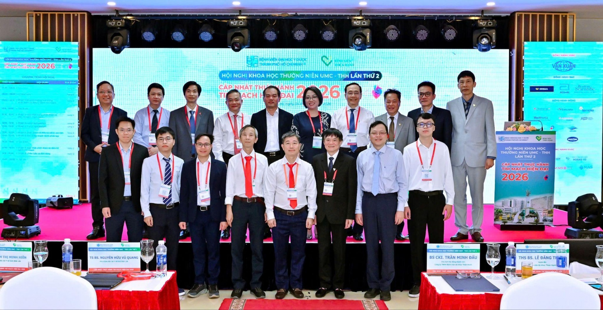 Các chuyên gia, đại biểu tham dự hội nghị Các chuyên gia, đại biểu tham dự hội nghị