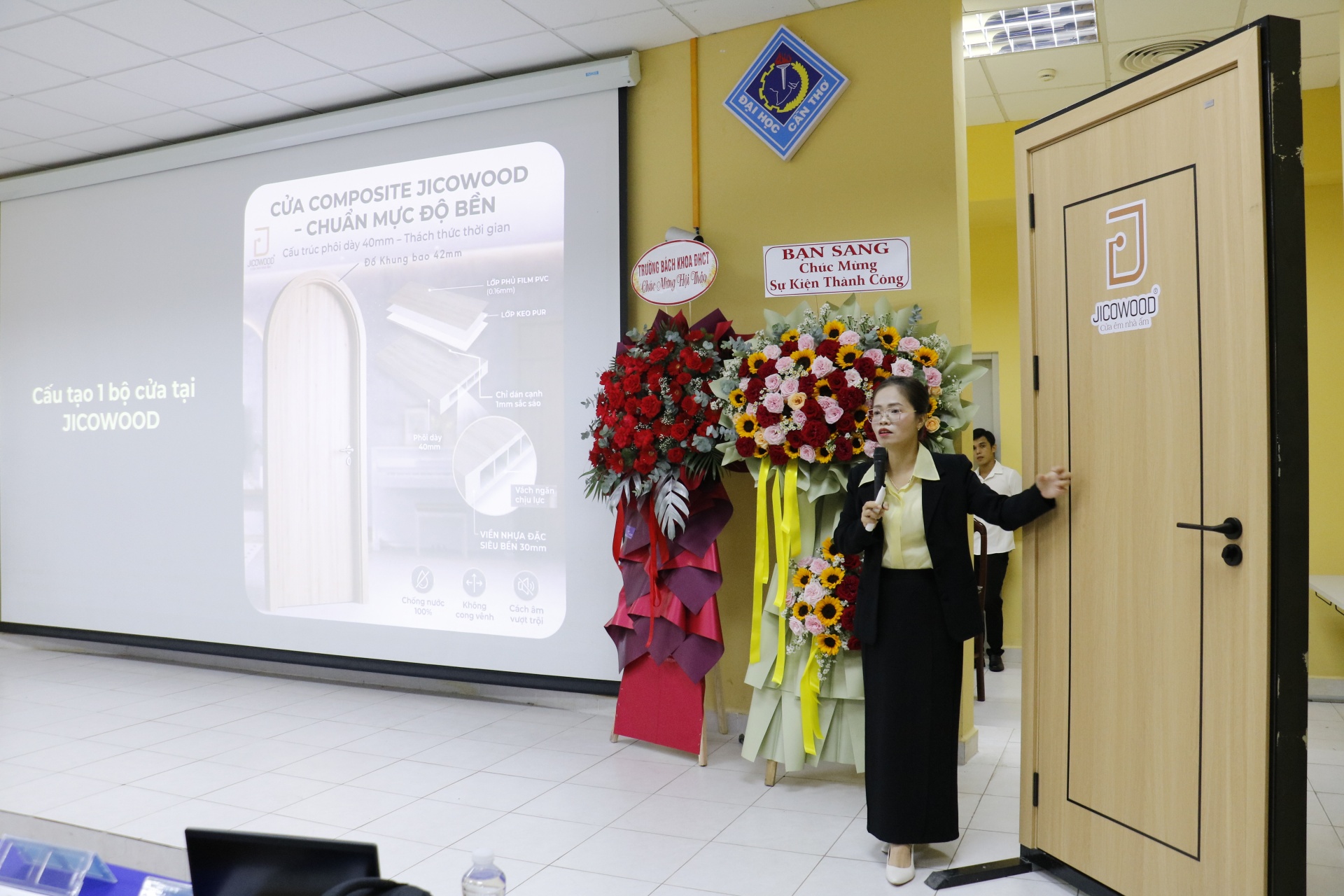 Vật liệu xanh - Giải pháp cửa và nội thất bền vững cho công trình hiện đại Vật liệu xanh - Giải pháp cửa và nội thất bền vững cho công trình hiện đại