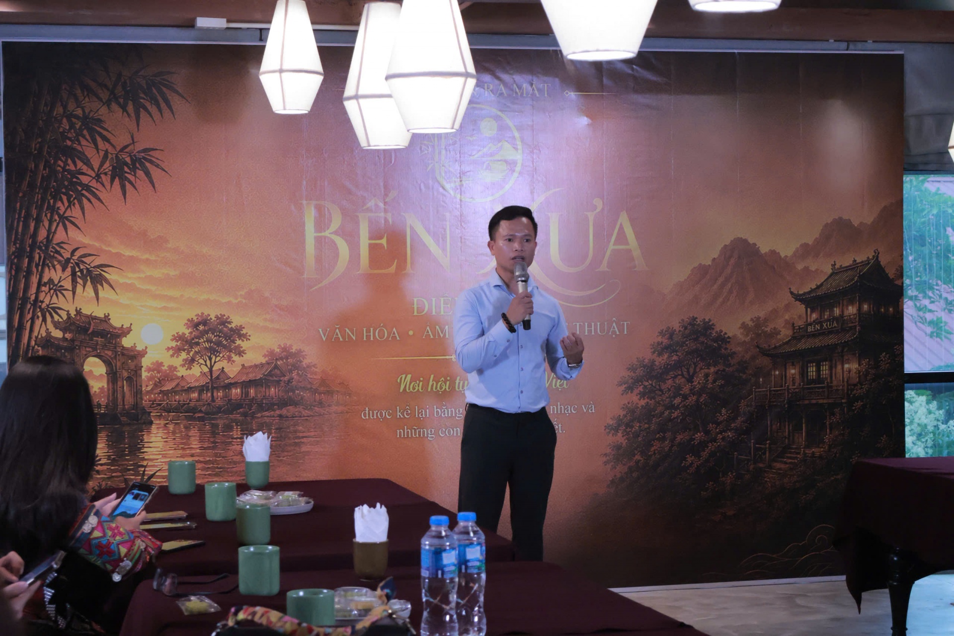 Bến Xưa ra mắt không gian văn hóa - ẩm thực - nghệ thuật, lan tỏa bản sắc Việt giữa lòng Hà Nội Bến Xưa ra mắt không gian văn hóa - ẩm thực - nghệ thuật, lan tỏa bản sắc Việt giữa lòng Hà Nội