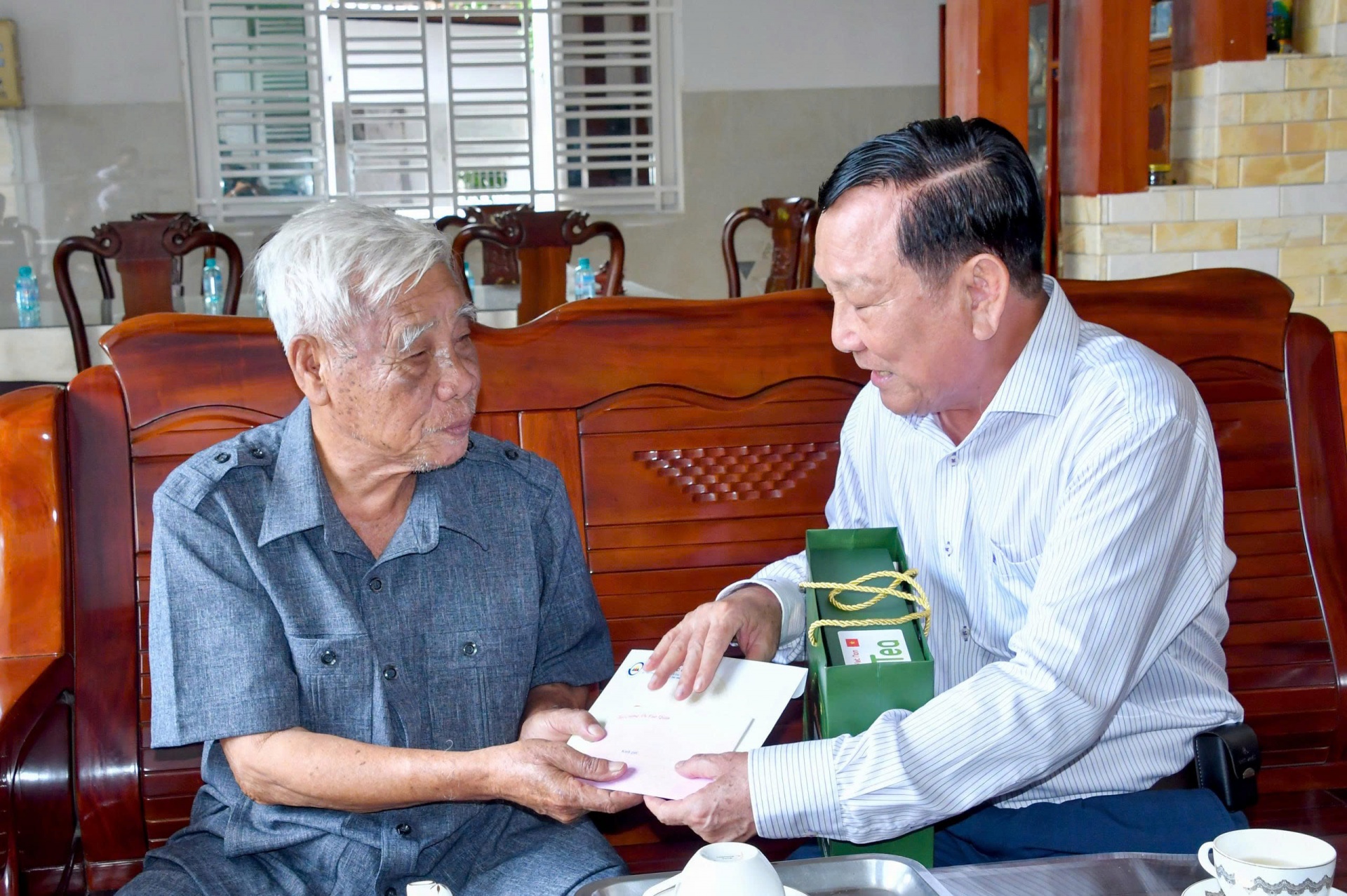 Bệnh viện Đa khoa Hòa Hảo - Medic Cần Thơ tri ân các gia đình chính sách