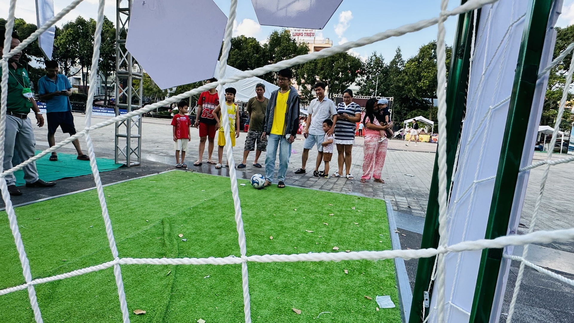 Tây Đô náo nức đón đêm chung kết World Cup 2026 Tây Đô náo nức đón đêm chung kết World Cup 2026