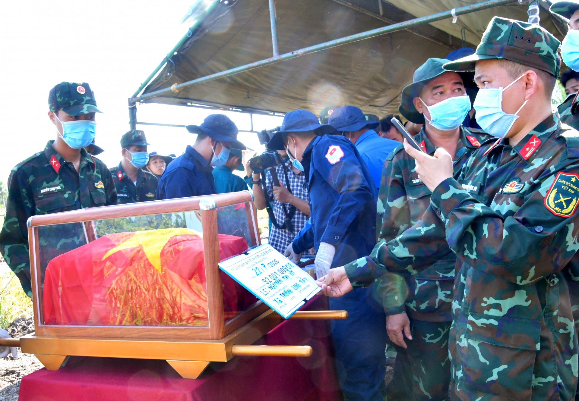 Cần Thơ: Quy tập hài cốt nữ du kích hy sinh trong kháng chiến chống Mỹ Cần Thơ: Quy tập hài cốt nữ du kích hy sinh trong kháng chiến chống Mỹ