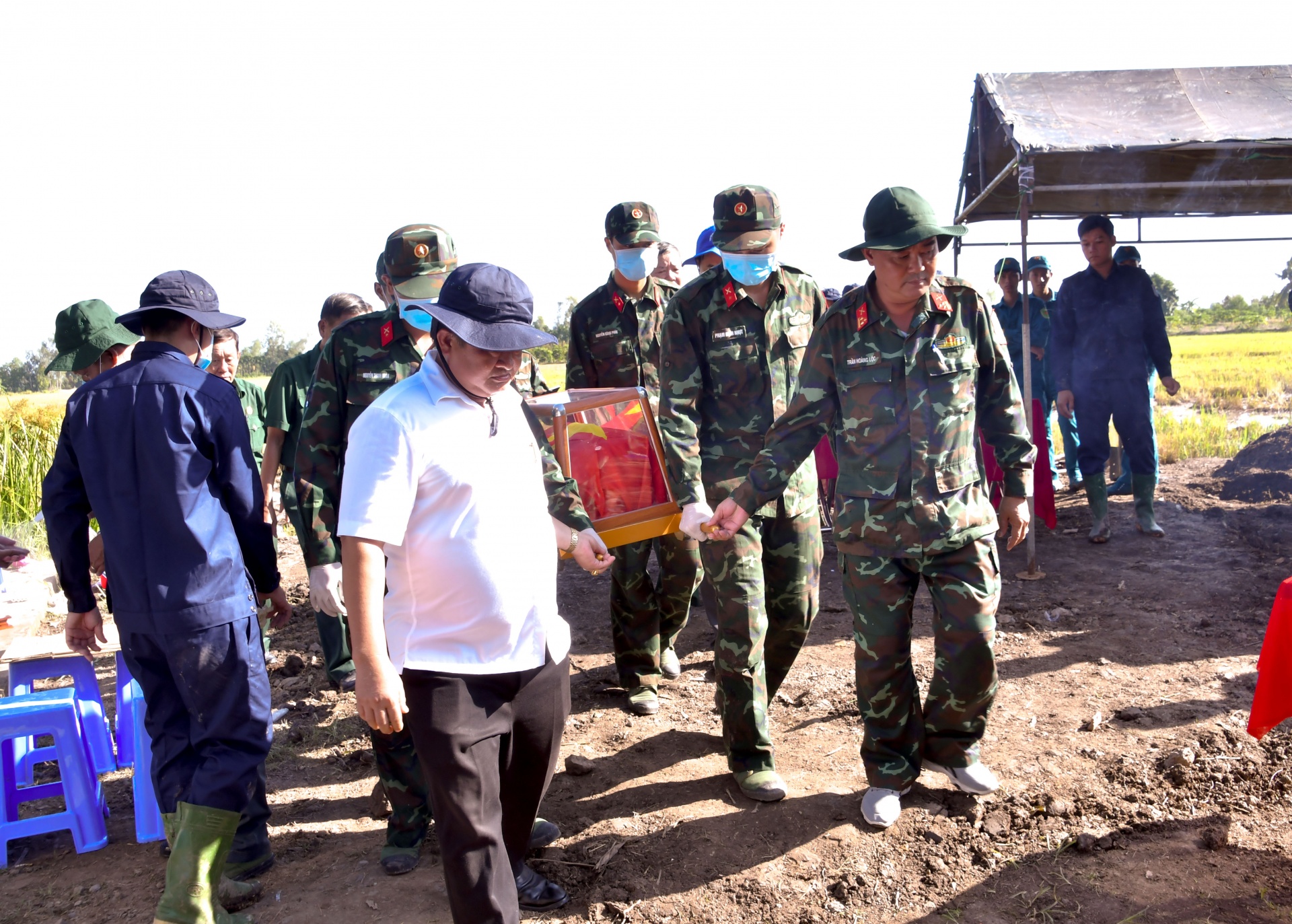 Cần Thơ: Quy tập hài cốt nữ du kích hy sinh trong kháng chiến chống Mỹ Cần Thơ: Quy tập hài cốt nữ du kích hy sinh trong kháng chiến chống Mỹ