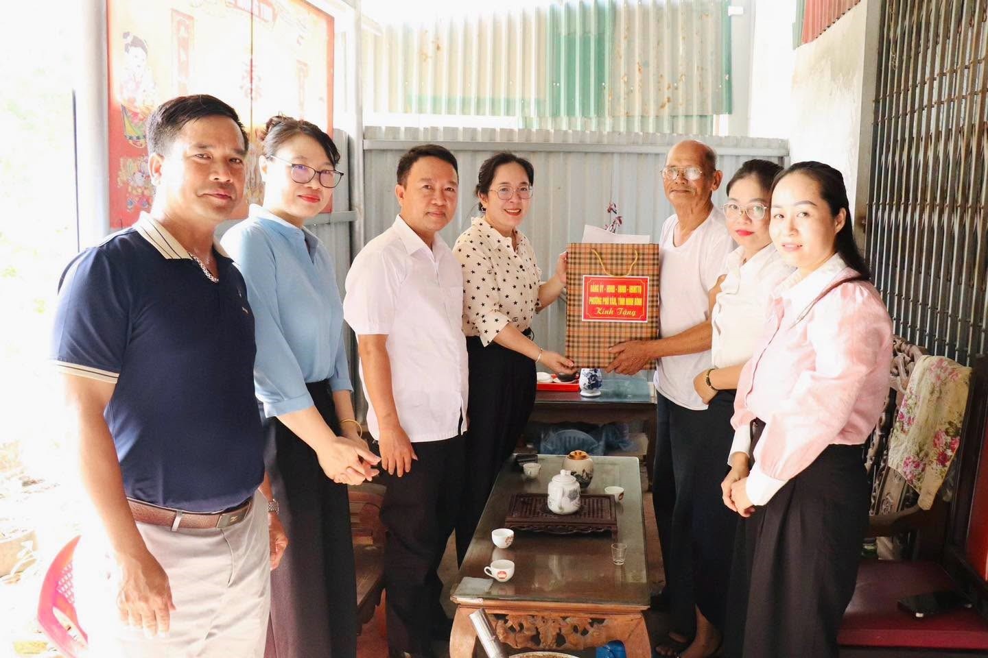 Phường Phù Vân, tỉnh Ninh Bình tổ chức nhiều hoạt động tưởng nhớ, tri ân nhân ngày Thương binh, liệt sĩ 27/7 Phường Phù Vân, tỉnh Ninh Bình tổ chức nhiều hoạt động tưởng nhớ, tri ân nhân ngày Thương binh, liệt sĩ 27/7