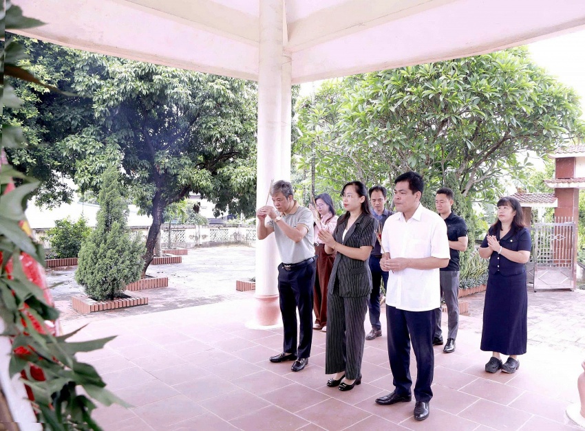 Phú Thọ: Hội Nhà báo tỉnh tri ân các nhà báo thương binh, liệt sĩ Phú Thọ: Hội Nhà báo tỉnh tri ân các nhà báo thương binh, liệt sĩ
