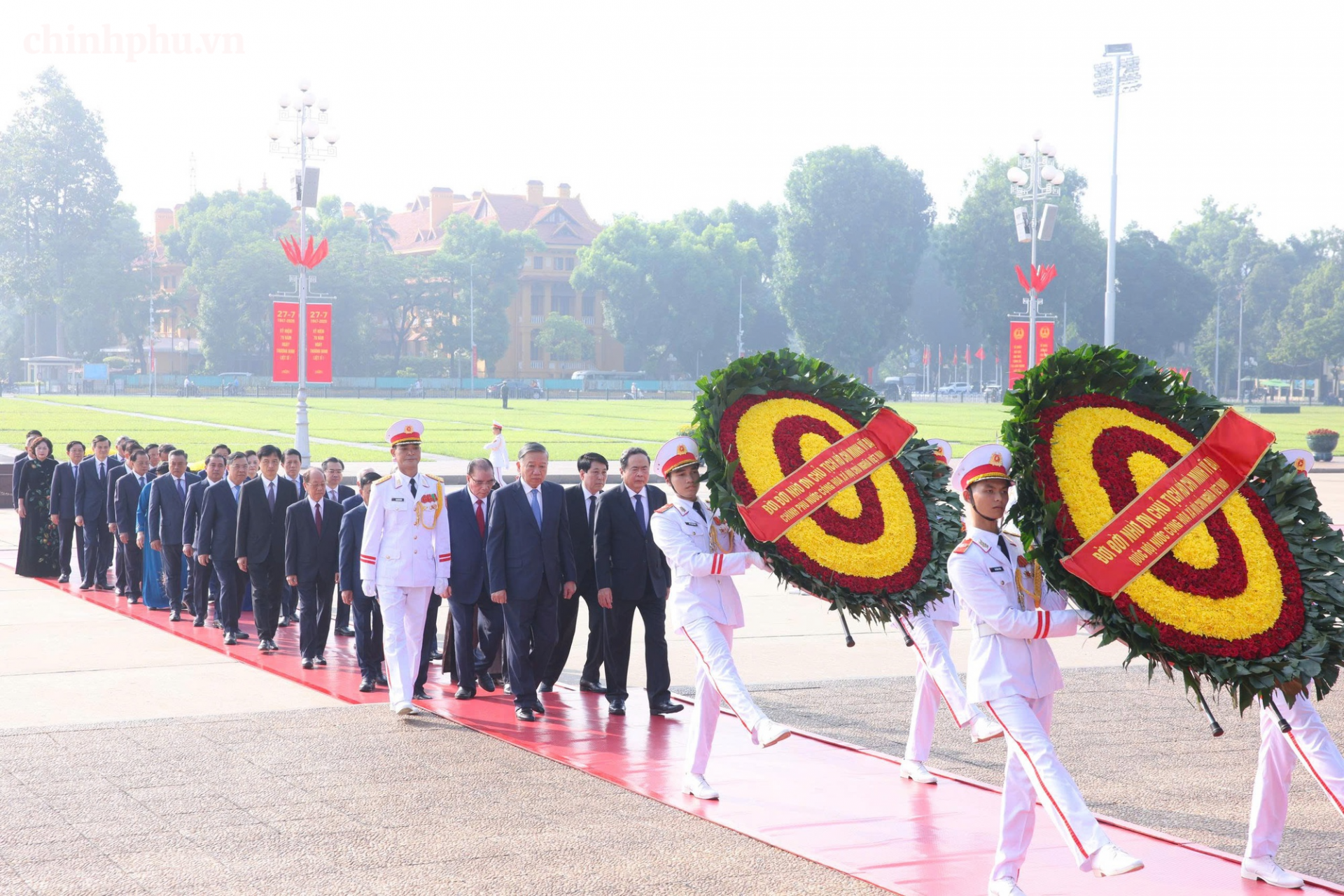 Phó Thủ tướng Phạm Thị Thanh Trà: "Chiến dịch 500 ngày đêm" và khát vọng đưa các liệt sĩ trở về Phó Thủ tướng Phạm Thị Thanh Trà: "Chiến dịch 500 ngày đêm" và khát vọng đưa các liệt sĩ trở về