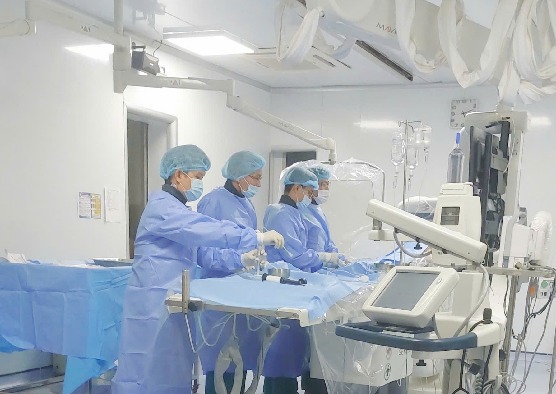 Bệnh viện Quân y 121 (Quân khu 9): Thực hiện thành công 23 trường hợp chụp và can thiệp đặt stent động mạch vành