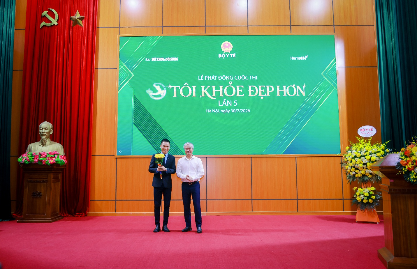 Herbalife Việt Nam đồng hành cùng Báo Sức khỏe và Đời sống tổ chức Cuộc thi “Tôi Khỏe Đẹp Hơn” lần thứ 5 để khuyến khích mọi người trở thành phiên bản Herbalife Việt Nam đồng hành cùng Báo Sức khỏe và Đời sống tổ chức Cuộc thi “Tôi Khỏe Đẹp Hơn” lần thứ 5 để khuyến khích mọi người trở thành phiên bản