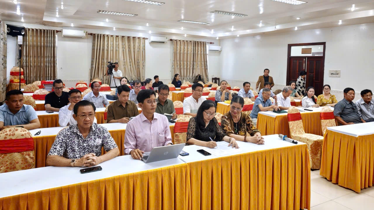 Cần Thơ: Tổng kết và trao giải Cuộc thi sáng tác văn học đề tài Dân tộc thiểu số
