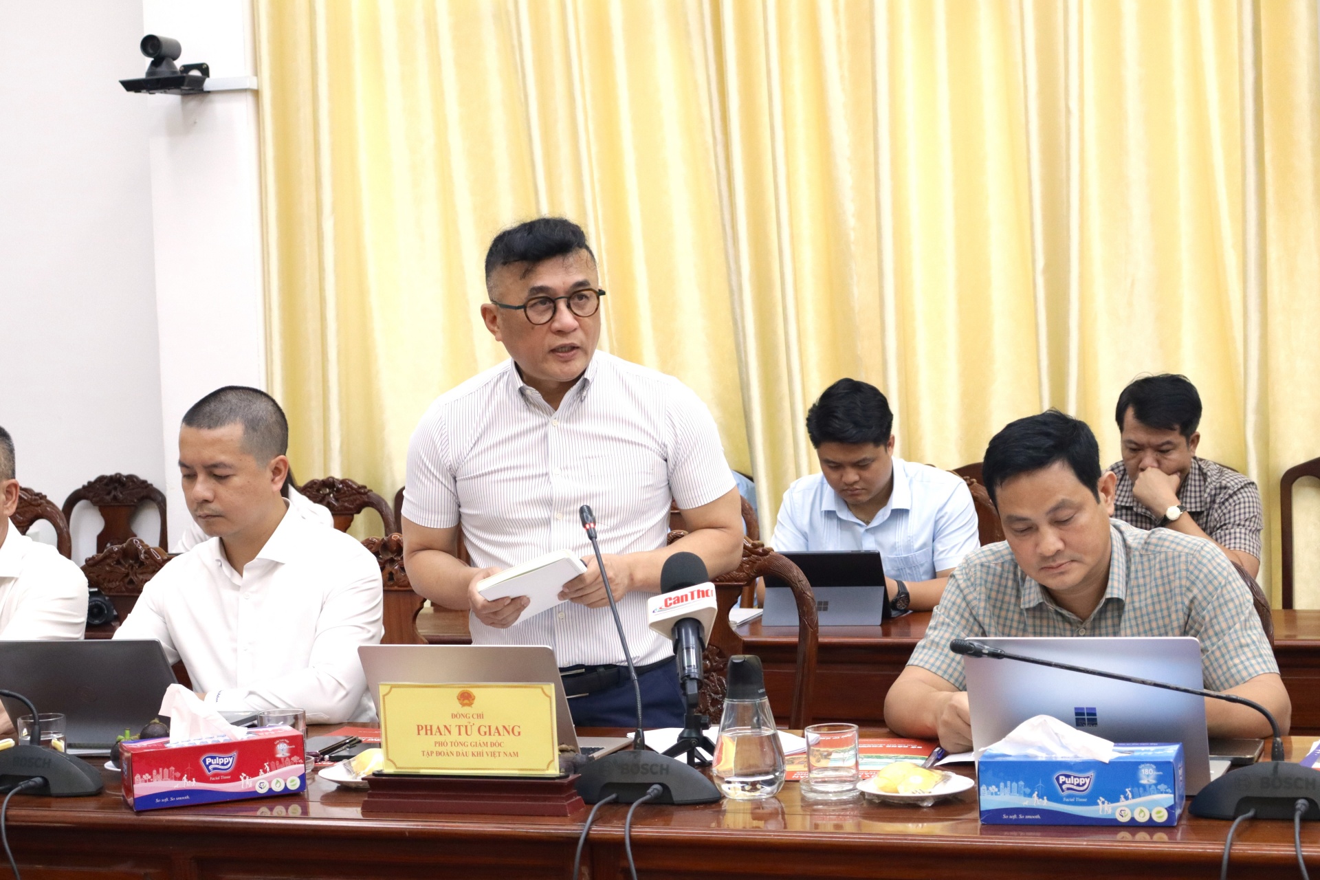 Bộ Công thương làm việc với Cần Thơ về định hướng phát triển công nghiệp, năng lượng Bộ Công thương làm việc với Cần Thơ về định hướng phát triển công nghiệp, năng lượng