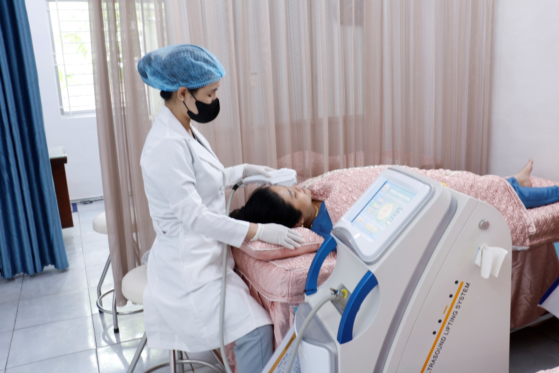 Bệnh viện Da liễu Cần Thơ nâng cao chất lượng phục vụ, đem lại sự hài lòng cho bệnh nhân