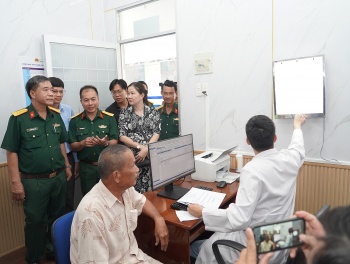 Bệnh viện Quân y 120 (Quân khu 9): Khai trương dịch vụ lấy mẫu xét nghiệm tại nhà