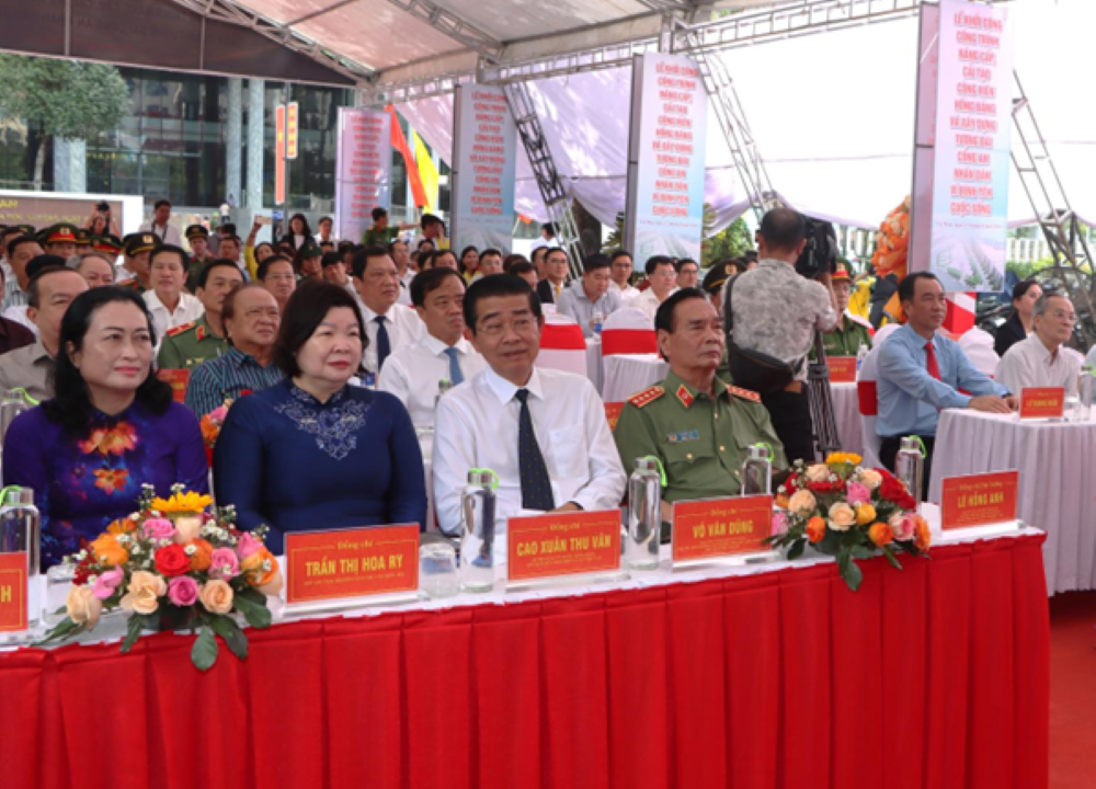 Xây dựng Tượng đài Công an Nhân dân vì bình yên cuộc sống tại Cà Mau Xây dựng Tượng đài Công an Nhân dân vì bình yên cuộc sống tại Cà Mau