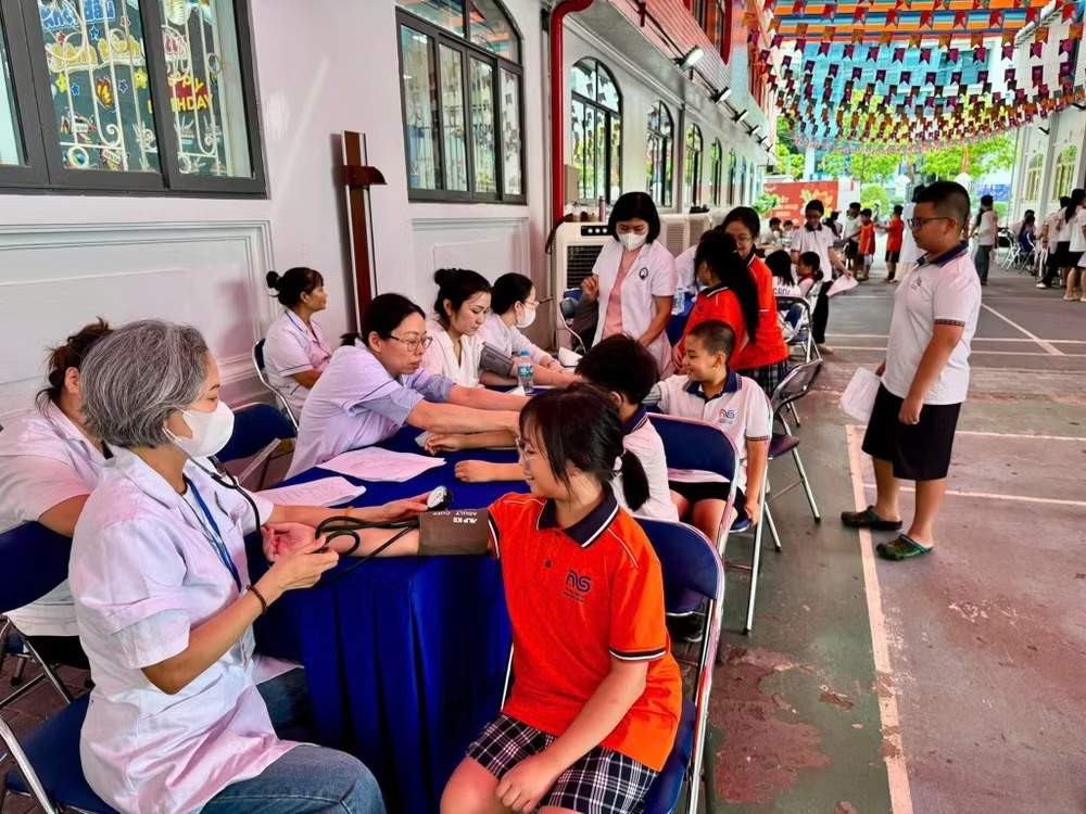 Toàn thành phố Hà Nội có hơn 2,2 triệu trẻ em, học sinh tại 4.776 cơ sở giáo dục từ mầm non đến trung học phổ thông. (Ảnh: Vietnam+)