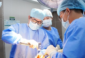 Phẫu thuật xương khớp: Đích đến không chỉ “chữa lành” tổn thương mà còn “xóa bỏ” cơn đau