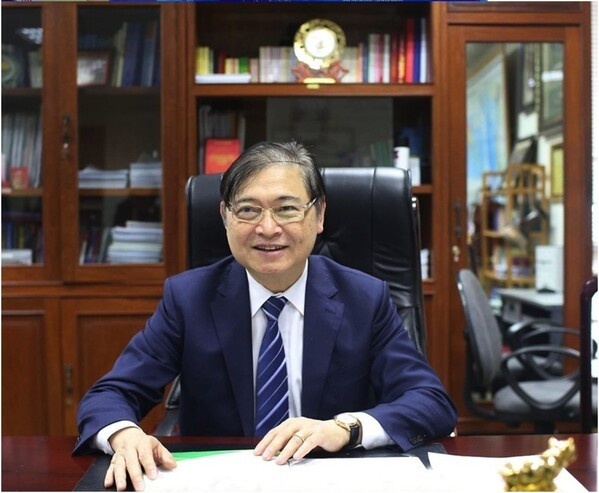 GS.TSKH Phan Xuân Dũng GS.TSKH Phan Xuân Dũng