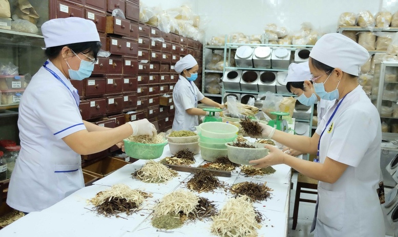 Hướng tới số hóa các bài thuốc y học cổ truyền Hướng tới số hóa các bài thuốc y học cổ truyền