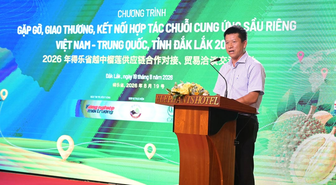 Ông Trần Văn Thắng - Phó Chủ tịch Hiệp hội Sầu riêng Đắk Lắk, nhấn mạnh lợi thế đất đai, khí hậu, nguồn nước và kinh nghiệm sản xuất để phát triển sầu riêng bền vững. Ông Trần Văn Thắng - Phó Chủ tịch Hiệp hội Sầu riêng Đắk Lắk, nhấn mạnh lợi thế đất đai, khí hậu, nguồn nước và kinh nghiệm sản xuất để phát triển sầu riêng bền vững.