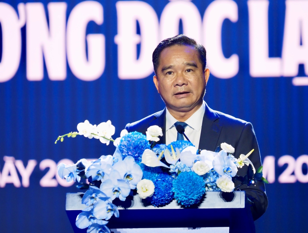 Chủ tịch UBND TP.HCM Nguyễn Văn Được phát biểu tại Lễ kỷ niệm 50 năm ngày thành lập và đón nhận Huân chương Độc lập hạng Nhất của Vinamilk. Ảnh: Vi Nam Chủ tịch UBND TP.HCM Nguyễn Văn Được phát biểu tại Lễ kỷ niệm 50 năm ngày thành lập và đón nhận Huân chương Độc lập hạng Nhất của Vinamilk. Ảnh: Vi Nam