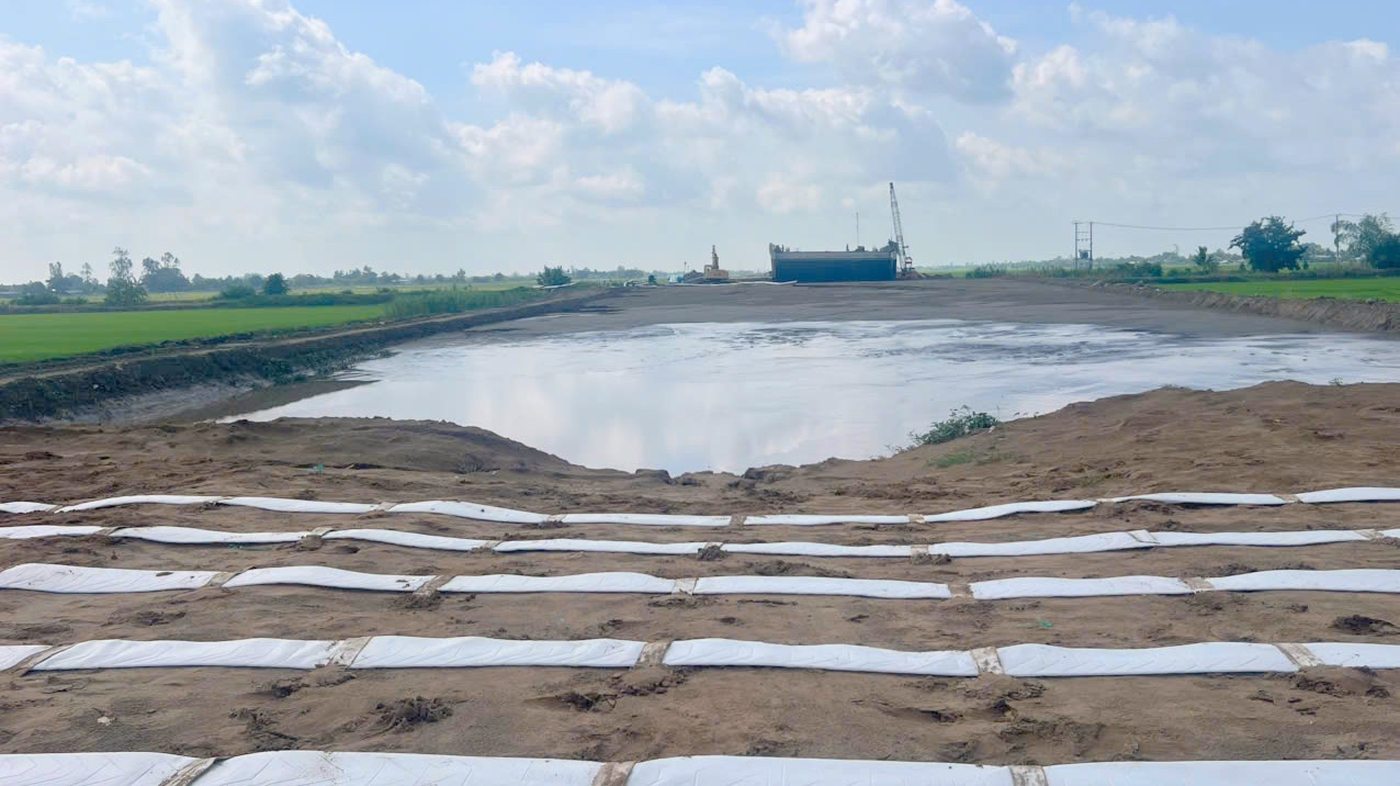Bảo đảm nguồn vật liệu, tăng tốc thi công cao tốc Châu Đốc - Cần Thơ - Sóc Trăng Bảo đảm nguồn vật liệu, tăng tốc thi công cao tốc Châu Đốc - Cần Thơ - Sóc Trăng